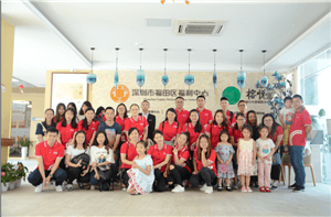 走进福利院，情暖老人心——抖圈供应链公益行